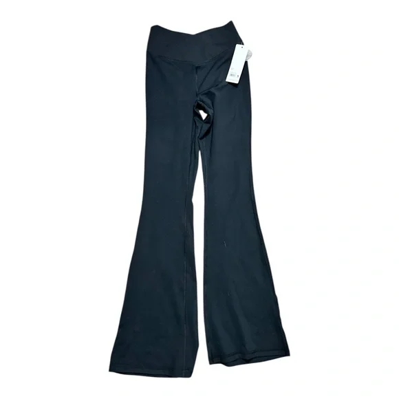 NWT Yogalicious Lux Bella Double Cris Cross Flare Black Small - Picture 2 of 7